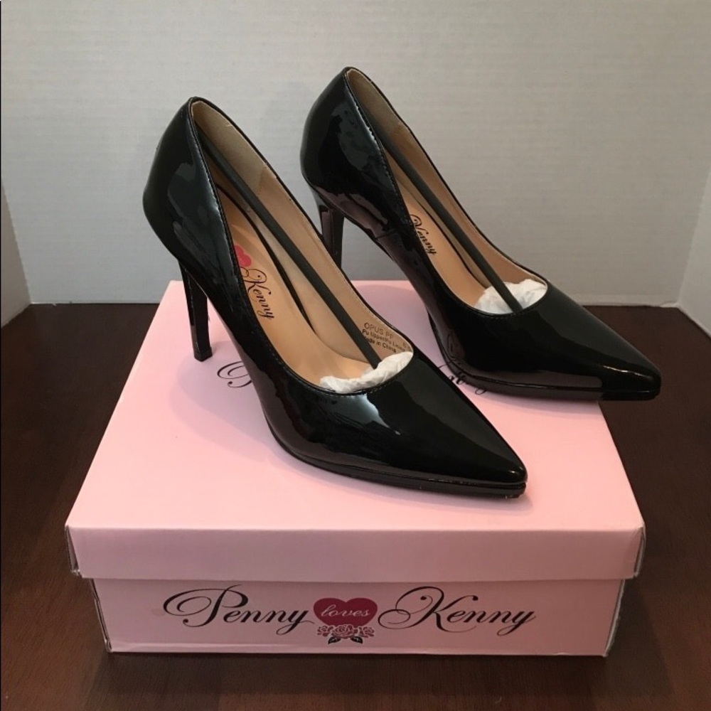 Black Patent Pointed Toe Pumps